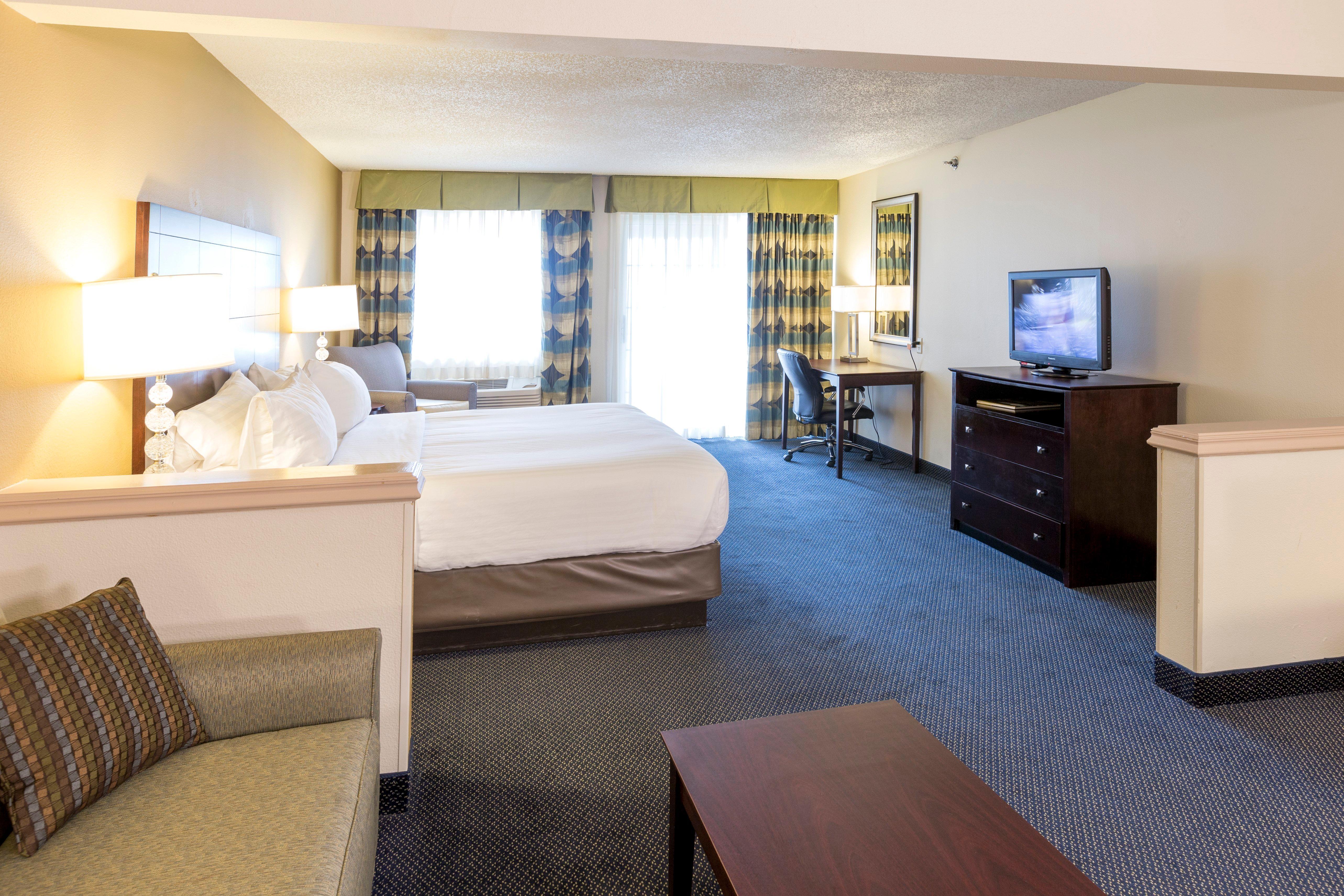Holiday Inn Express Hotel & Suites-Saint Joseph By Ihg Exterior foto