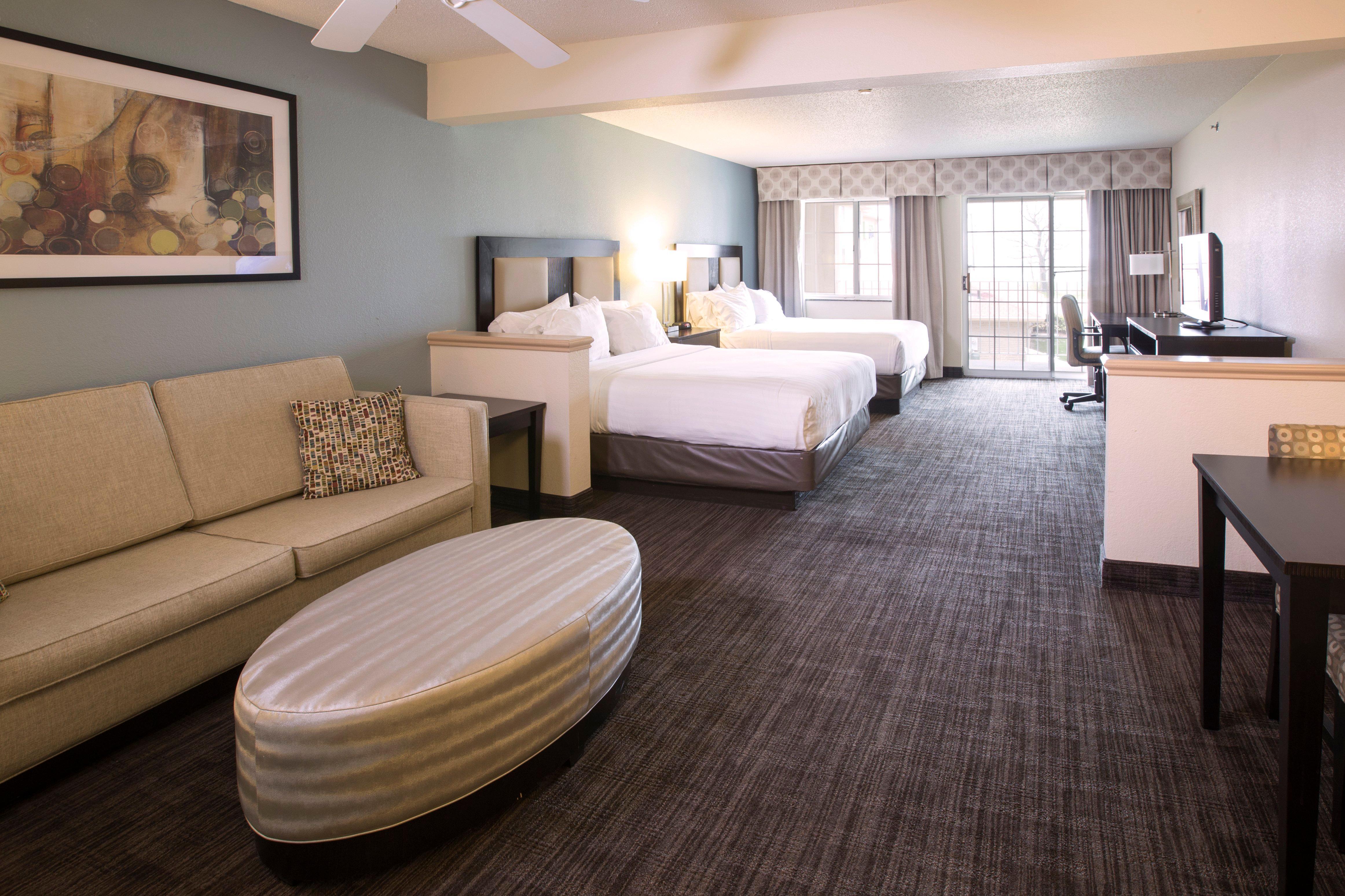 Holiday Inn Express Hotel & Suites-Saint Joseph By Ihg Exterior foto